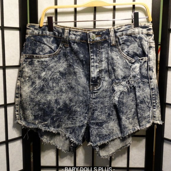 18 Denim Jean Blue Shorts - Picture 2 of 4